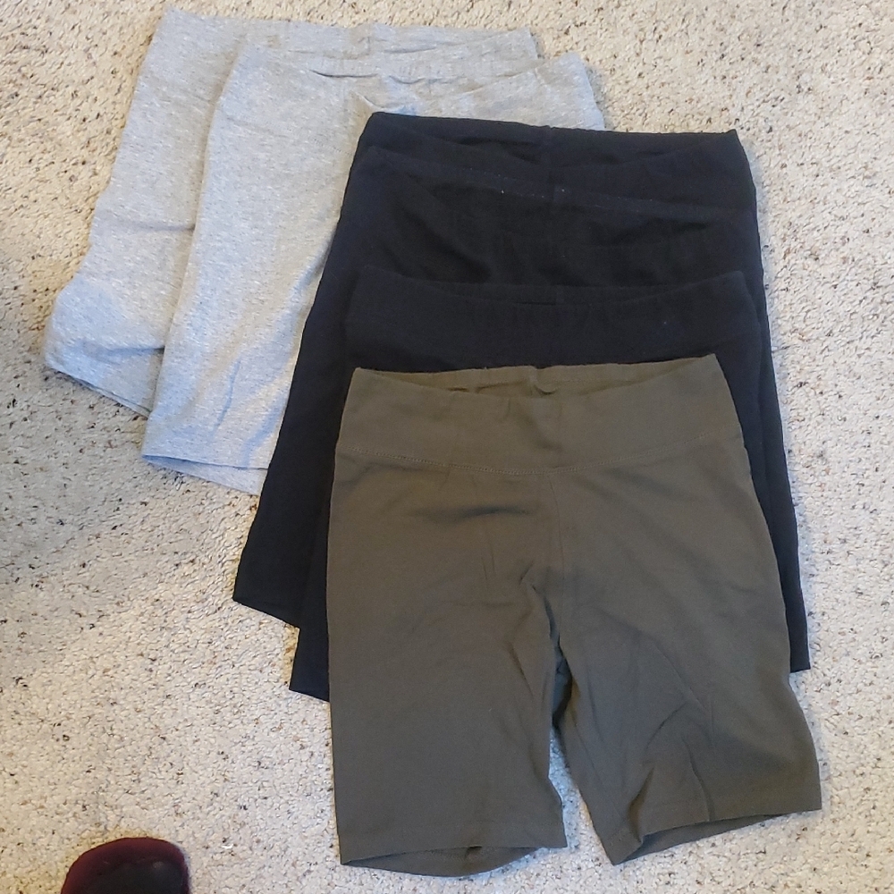 Set of Six Biker Shorts in 2 Gray, 3 Black, and 1 Olive